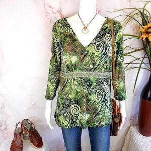 Macy's Style & Co pretty flattering print top